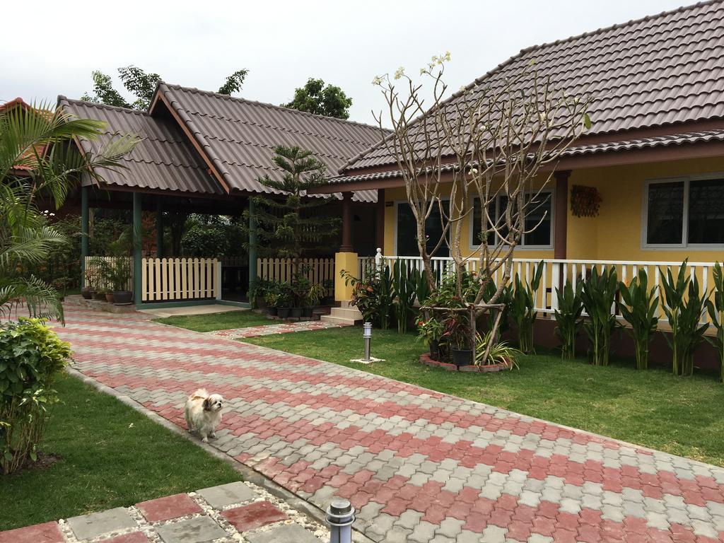 Baan Penny Otel Phra Nakhon Si Ayutthaya Dış mekan fotoğraf