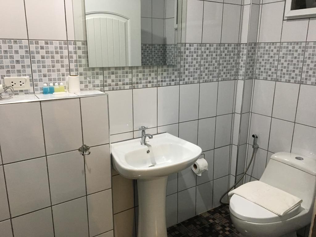 Baan Penny Otel Phra Nakhon Si Ayutthaya Dış mekan fotoğraf