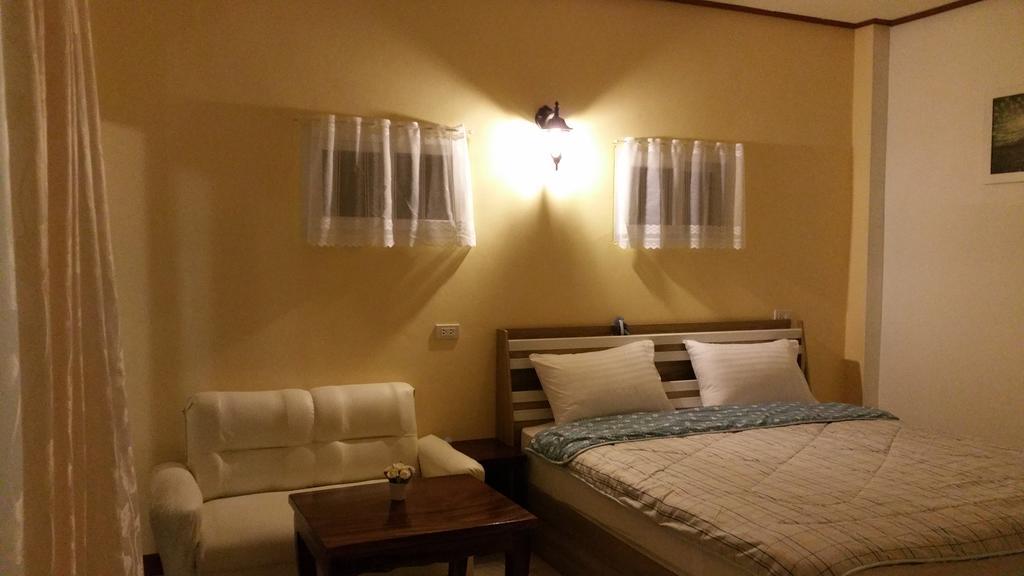 Baan Penny Otel Phra Nakhon Si Ayutthaya Dış mekan fotoğraf