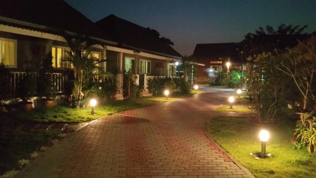 Baan Penny Otel Phra Nakhon Si Ayutthaya Dış mekan fotoğraf