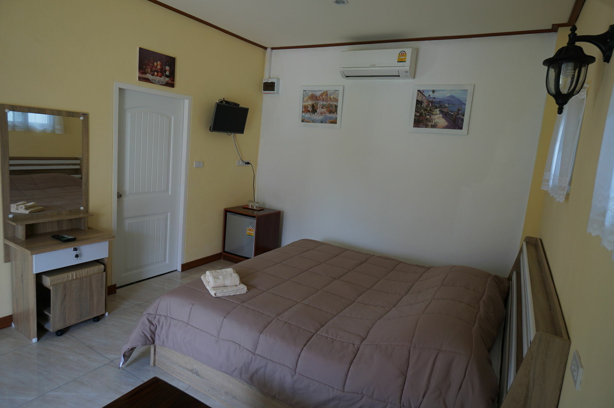 Baan Penny Otel Phra Nakhon Si Ayutthaya Dış mekan fotoğraf